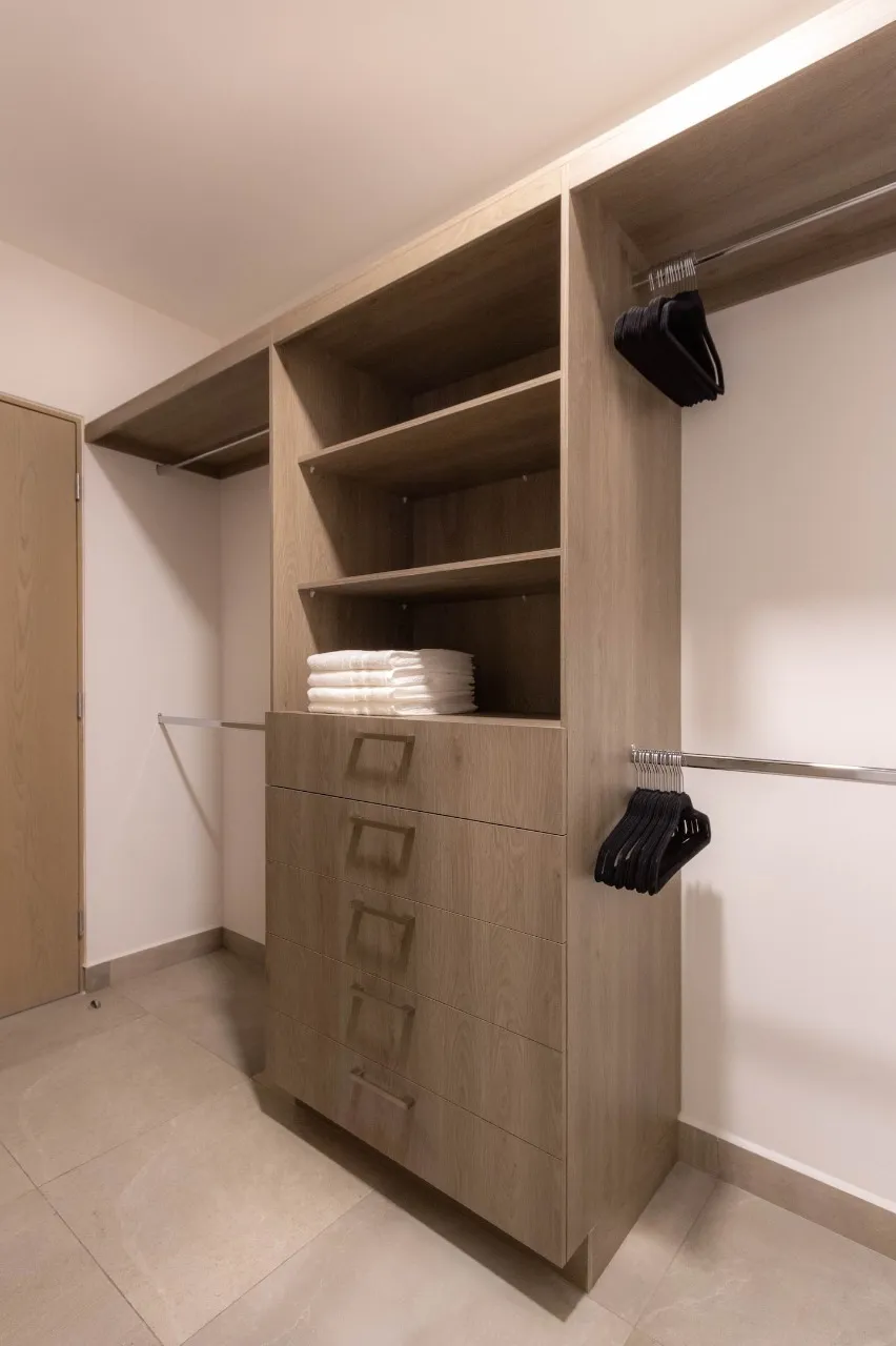 Foto 11 del departamento 94 m² — Amueblado en Torre Tulé